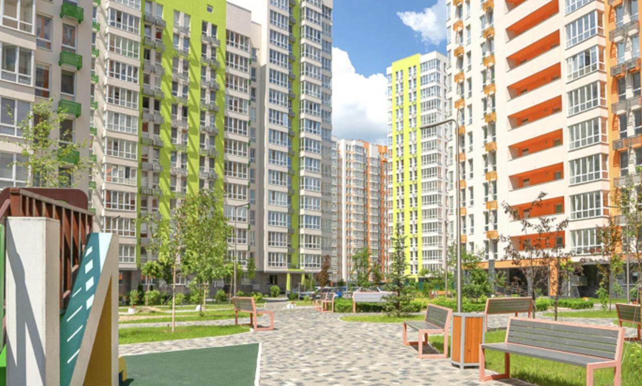 Жд Вокзал Пр Победы 67-В Метро Нивки Парк Шулявка Apartment Kiev Luaran gambar