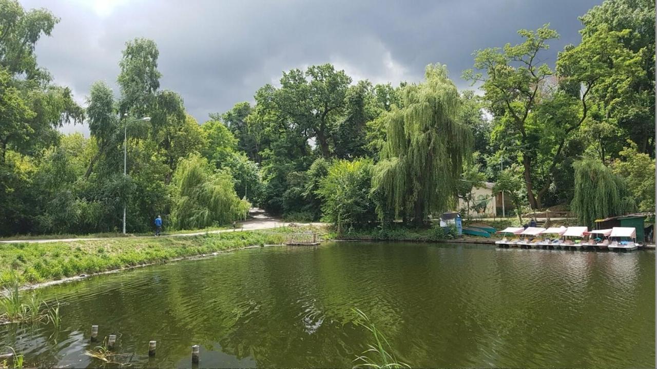 Жд Вокзал Пр Победы 67-В Метро Нивки Парк Шулявка Apartment Kiev Luaran gambar